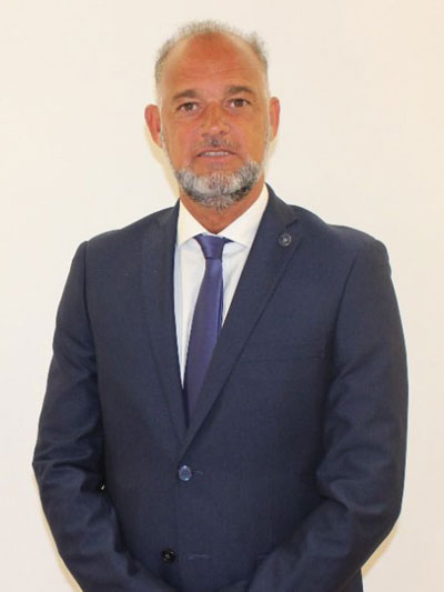 Ernesto Adri�n G. Pesce