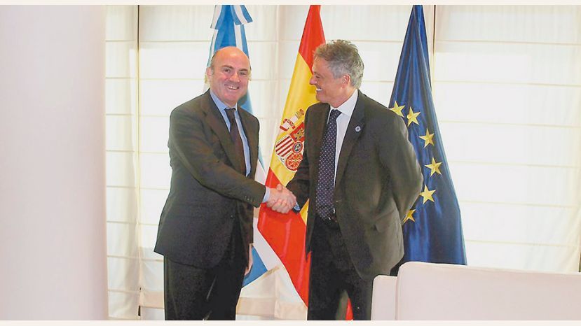 El Gobierno evalúa reducir aranceles a la importación de t