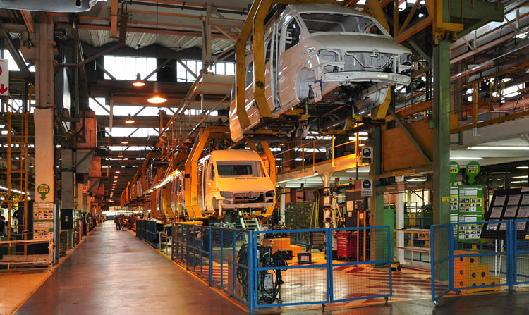 El Gobierno reduce licencias no automáticas y encendió la 